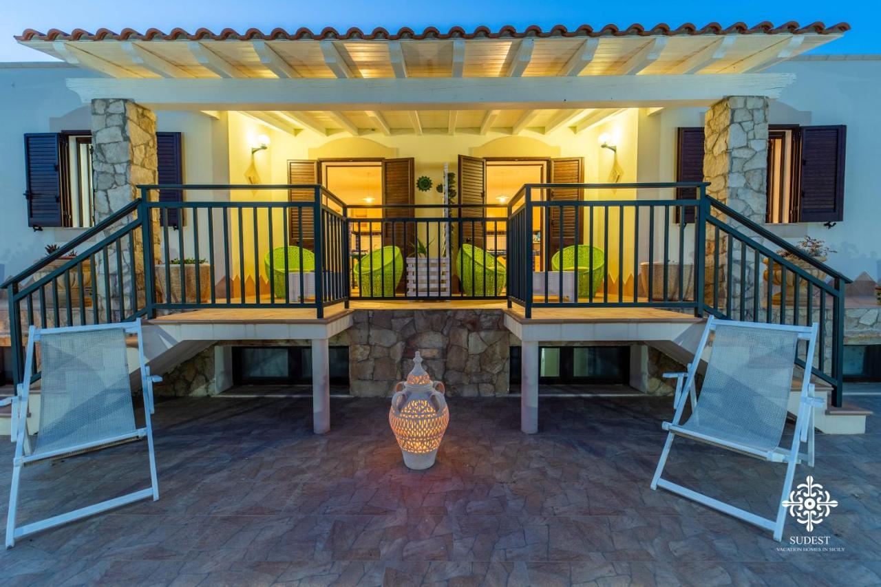 Borgo Marino Beach Residence Lampedusa Exterior photo